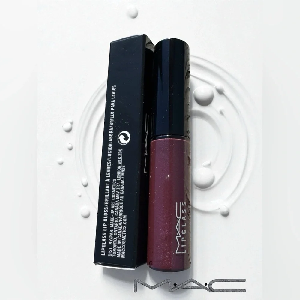 MAC FLIGHT OF FANCY LIPGLASS. LIMITED EDITION. NEW IN BOX.